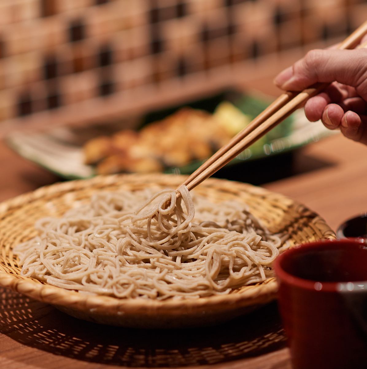 Enjoy soba and eel in a restaurant with a great atmosphere.Banquet courses are available for both lunch and dinner.