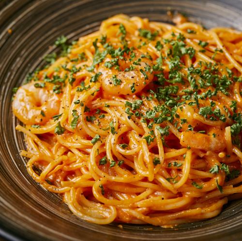 Shrimp pasta with tomato cream sauce