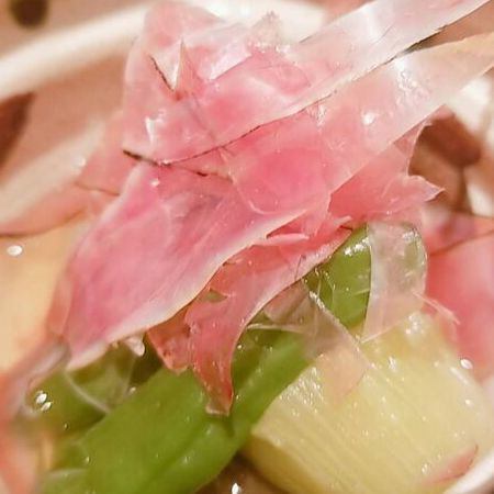 季節のお浸し 枕崎産半生かつおぶしのせ