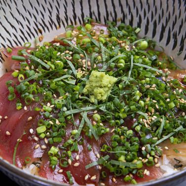 りゅうきゅう小丼