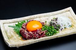 桜肉ユッケ