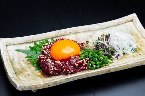 桜肉ユッケ