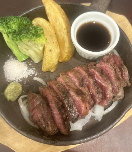 黑毛牛排（80克）