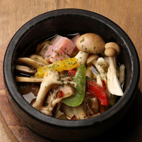 Ajillo with lots of mushrooms