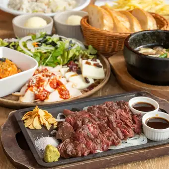 【年末派對】木屐牛排套餐+無限暢飲生啤酒：¥5500 → ¥5000