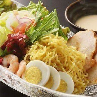 札幌ラーメンサラダ