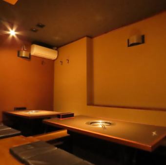 ゆったりソファー席♪お仕事帰りはもちろん、各種ご宴会はお座敷でどうぞ！