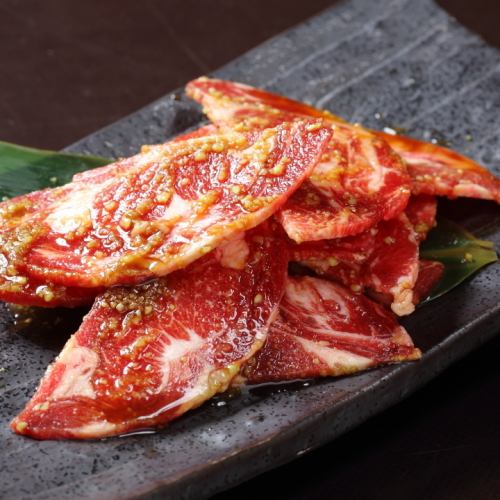 おいしく新鮮な焼き肉を行ご用意！