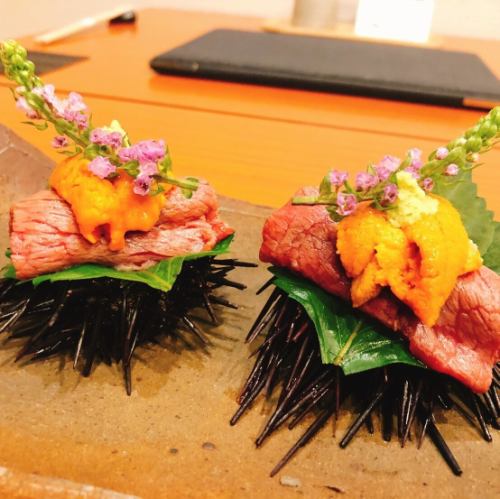 【最受欢迎】“月亮套餐”，您可以在这里享用海胆牛肉寿司和鲷鱼饭。