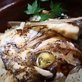 【鮮魚を愉しむ】鮮魚の炭火焼きや名物”鯛めし”など季節の味覚を気軽に全9品「花コース」