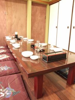 There is a private room for 10 people! It will be a private room of the room so you can relax comfortably.Recommended for families!