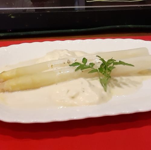 [Sold out] ◆ Fresh white asparagus (1 serving) (Limited time only until the end of June)