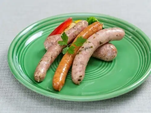 お肉屋さんのソーセージ盛合せ