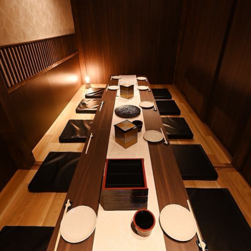 <p>栄駅より徒歩２分のため宴会やお集まりに◎最高の雰囲気で会話も弾み楽しいこと間違いなし！！女子会やコンパに使える個室のお部屋もご用意しています♪歓送迎会にもおすすめ！人数のご相談等承ります。お気軽にお電話ください！</p>