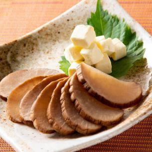 いぶりがっこクリームチーズ