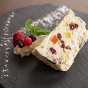 濃厚チーズのカッサータ