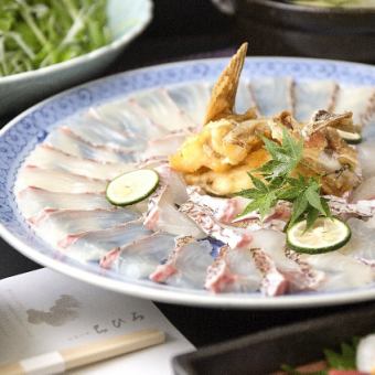 鯛柚香鍋コース 7,260円(税込)｜鮮度抜群の鯛を使ったしゃぶしゃぶです。柚子香るお出汁でどうぞ