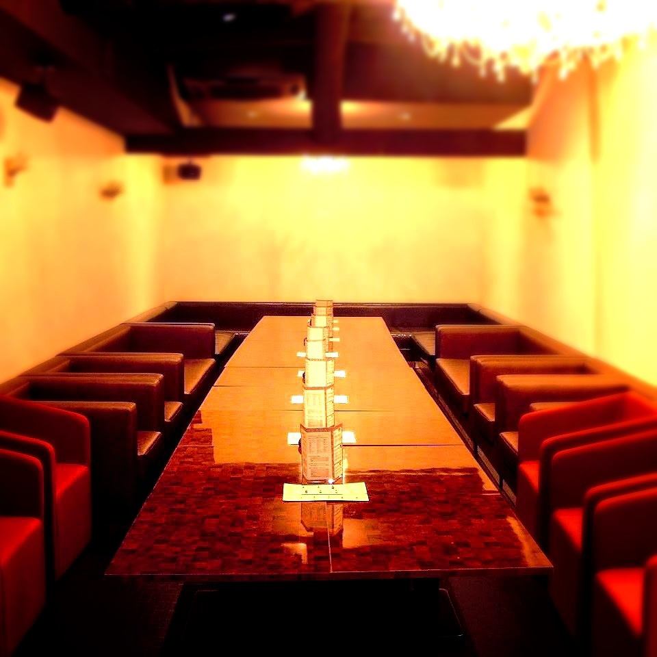 15 people or more can be reserved for private parties in a relaxing and luxurious space♪