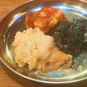 三種特色內臟菜餚拼盤