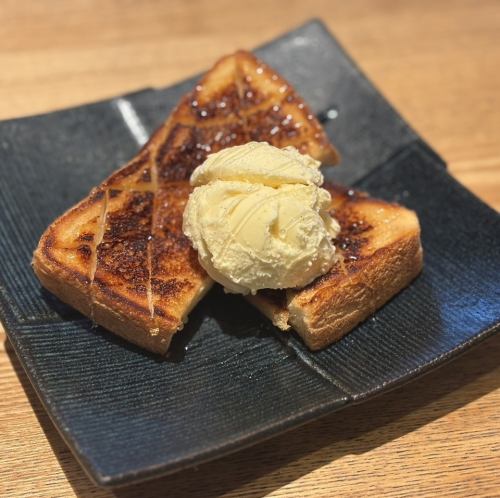 鉄板ハニートースト～はちみつ・バニラアイス添え～