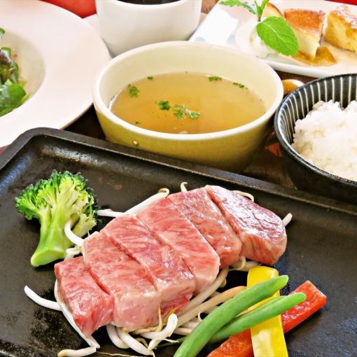 [ランチ]【ステーキランチ】 黒毛和牛サーロインステーキ 4150円