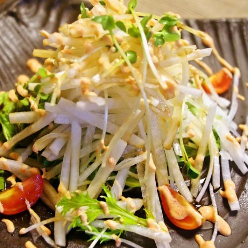 ヘルシー野菜とだいこんの和風明太マヨサラダ