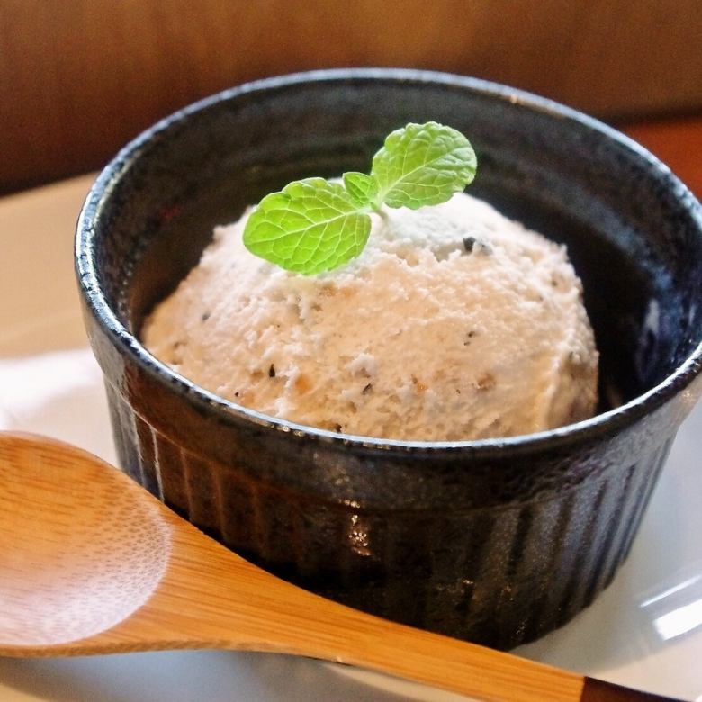 アイスクリーム(黒豆きなこ・抹茶・バニラ)