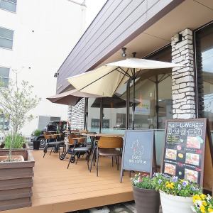 夏場は一旦お休みさせていただきます。涼しくなりましたら再開します♪【★ワンちゃんと同伴のお客様専用テラス席です★】Dogterrace席は予約制です。11:30～13:30 / 17:00~19:00※予約なしのお客様はスタッフにお声かけ下さい。利用可能時間をご説明いたします。