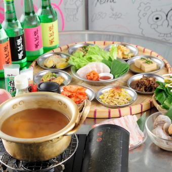 [A classic winter hotpot party◎] Includes 2 hours of all-you-can-drink, including draft beer! Fajaya's special grass hotpot course! All 5 dishes for 5,500 yen◎