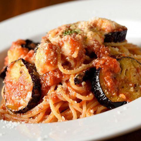 Fried eggplant and mozzarella pasta in tomato sauce