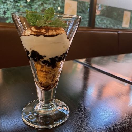 Tiramisu-style coffee jelly parfait