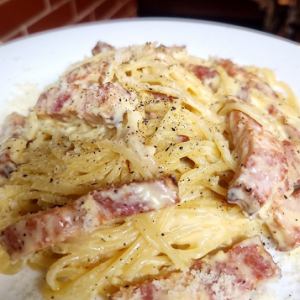 Rich carbonara for adults