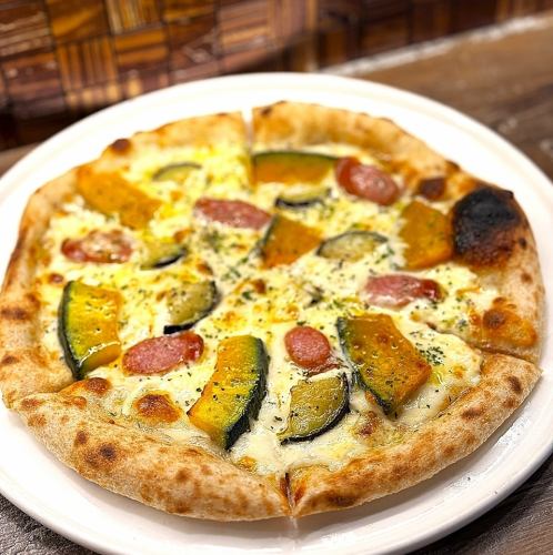 이번 달 BIZZA 점심은 소시지 & Zucca ☆