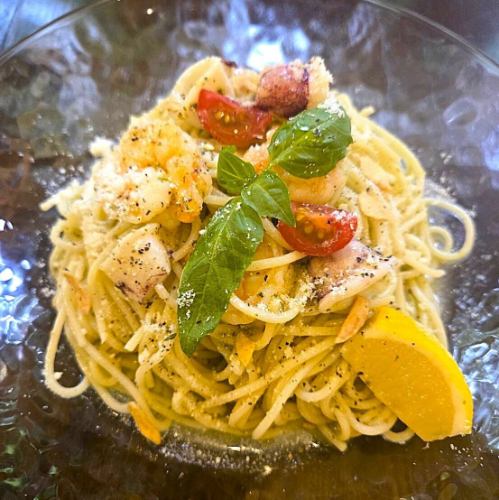 暑い日に大人気☆ランチに冷製パスタが登場！