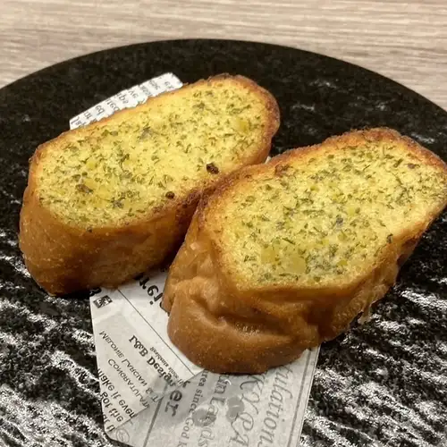 定番!ガーリックトースト