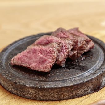 [For entertaining or dining parties] Black Wagyu beef hot stone grill, Wagyu beef nigiri, etc. 6,600 yen *One drink order