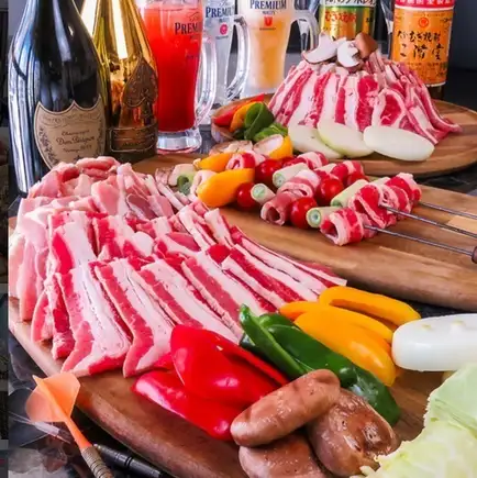 【1番人気】3時間飲み放題＆BBQお肉・アヒージョ・野菜盛り合わせ付き5000円テラスBBQコース！