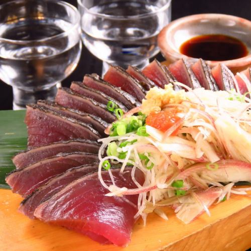 [There are also many popular sashimi♪] Perfect with sake ◎ The sashimi brings out the maximum flavor of the fresh fish, and goes great with local sake!
