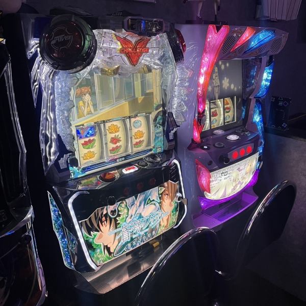 【1人でも満足度MAX！】鹿児島市のゲームバーでリフレッシュしよう！PCゲームは本格的なゲーミングチェア完備で快適プレイが可能♪ゲームの世界に没頭できます☆ボードゲームやスロット、カードゲームも♪一人でゆっくり過ごしたいときにも是非ご利用ください！