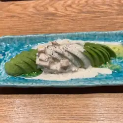 아보카도 샐러드
