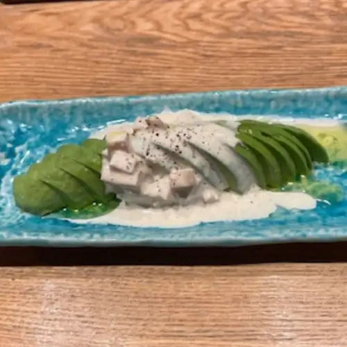 아보카도 샐러드