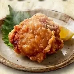 おにぎり屋さんの【唐揚げ】