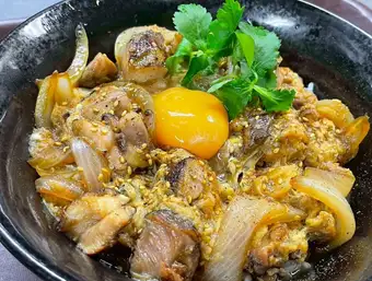 炭火焼焼鳥の親子丼