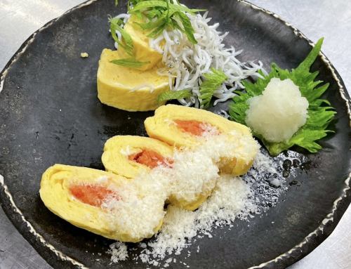 出汁巻き玉子 明太チーズとシラス大葉