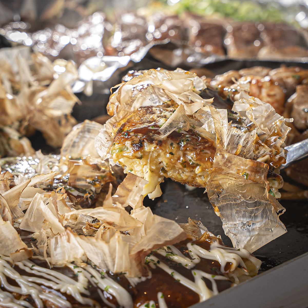 大阪で修行した店主自ら振るうお好み焼きをぜひご堪能ください！