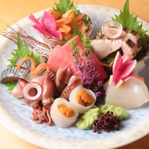 旬の海鮮を盛り合わせで