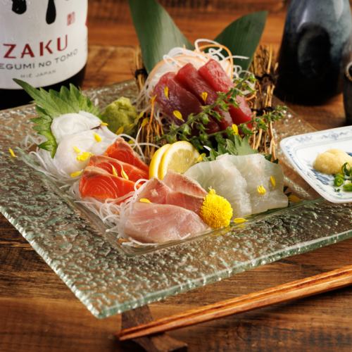 産地直送!その日届いた新鮮な魚介をお刺身で