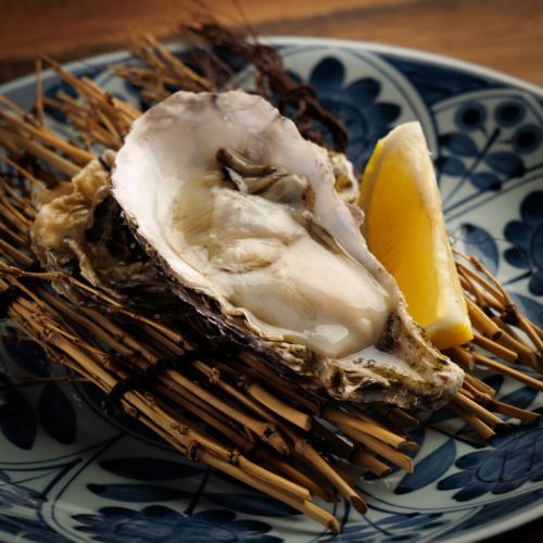 北海道厚岸産の生牡蠣！