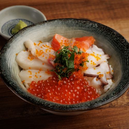 海鮮丼