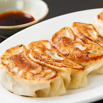 バリエーション豊富★心を込めた手作り餃子で楽しむ本格中華の味わい
